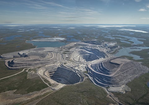 De Beers Donates $50,000 To Canada Wildfire Relief Efforts