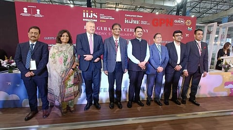 Sabyasachi Ray (ED, GJEPC), Reshma Lakhani (Director General, DGEP); Paul Rowley ( Executive Vice President, De Beers); Vipul Shah (Chairman, GJEPC); Dr Devendra Fadnavis (Dy. Chief Minister, Govt. of Maharashtra); Kirit Bhansali (Vice Chairman, GJEPC); Sunil Nayak (CEO, Reliance Jewels); and Nirav Bhansali (Convener, National Exhibitions, GJEPC); during the inauguration of IIJS Signature 2024 at Bombay Exhibition Centre, Goregaon, Mumbai