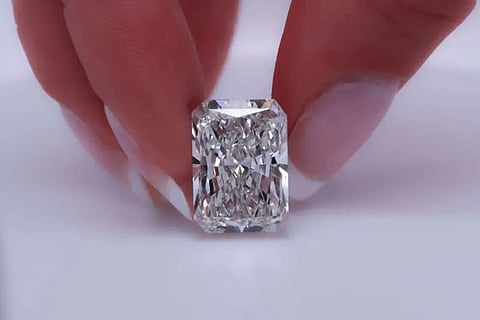 Diamond Houses Target Chinese Market with $8-10 Million Campaign in Collaboration with De Beers