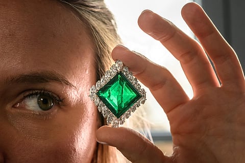Aga Khan Emerald Sets World Record, Fetches $9 Million at Auction