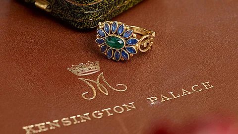 Princess Margaret's Sapphire and Emerald Ring to Be Auctioned