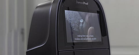 De Beers Launches Cutting-Edge Device to Verify Natural Diamonds