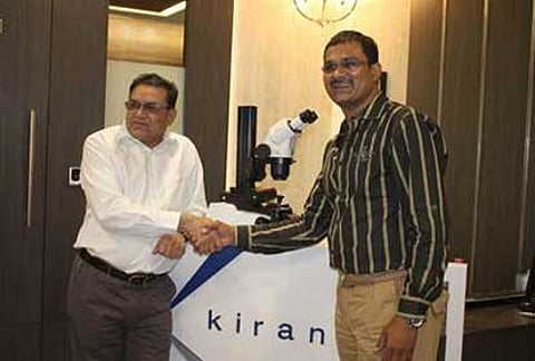 Vallabbhai Patel, Chairman of Kiran Gems and Utpal Mistry – CEO of Lexus Softmac  (agent/partner of HRD Antwerp in India)