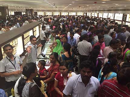 Kalyan Jewellers showroom on Akshay Tritiya day