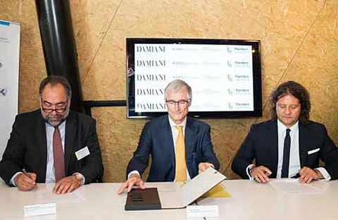 (L to R) Marc Descheemaecker – Independent Member of the HRD Antwerp Board of Directors, Minister–President Geert Bourgeois, Guido Grassi Damiani - President of the Damiani Board of Directors