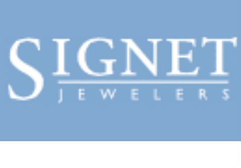 Signet’s holiday season sales up 5%