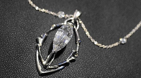 The 4.6 carat Esperanza diamond -- the 5th largest diamond ever found in the U.S.