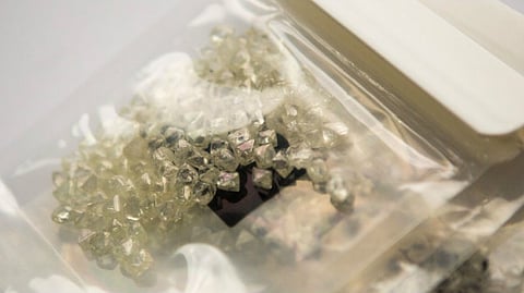 De Beers announced provisional sales value of second sales cycle of 2016