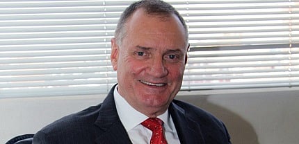 World Federation of Diamond Bourses President Ernie Blom Takes Part in Dubai Diamond Conference, Praises Organisers