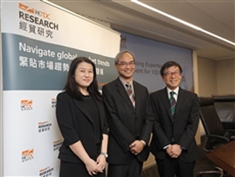  (From left to right) HKTDC Senior Economist Alice Tsang, HKTDC Director of Research Nicholas Kwan, and HKTDC Principal Economist (Greater China) Billy Wong