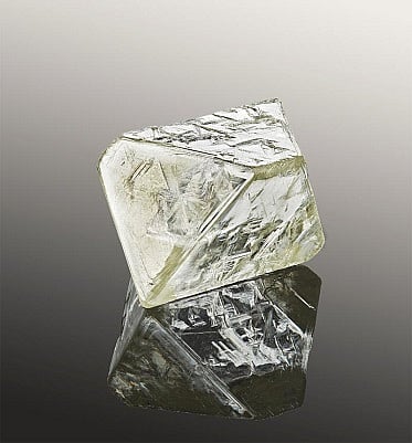 ALROSA to Auction "Football" Diamonds, The Largest One To Be Named By Fans