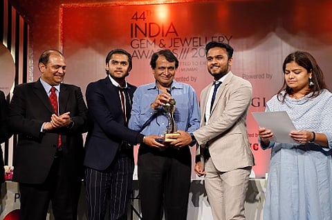 Hari Krishna Group Wins Accolade at 44th GJEPC Awards