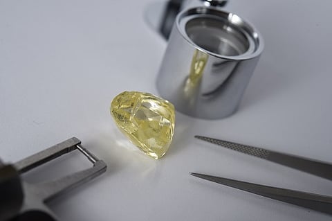 ALROSA Extracts the Largest Yellow Rough Diamond This Year