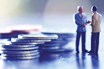 WILL THE BANKS AND TRADE SHAKE HANDS AGAIN?