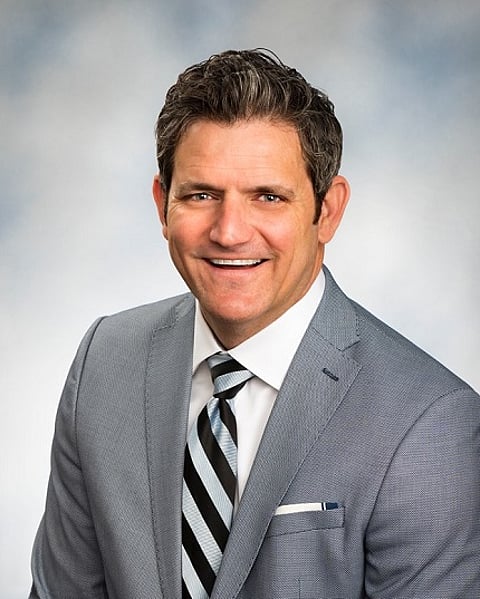 Portrait of Mark Buntz, GIA senior vice president and chief marketing officer