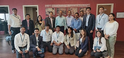 IIG Team & Students with Shri. Govindkaka