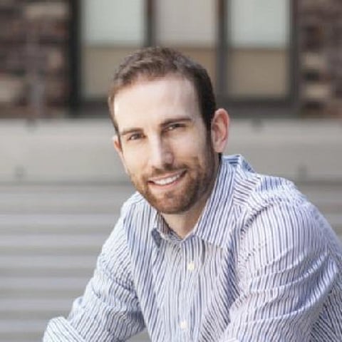 GIA Senior Research Scientist Dr. Evan Smith