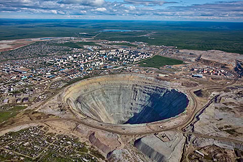 ALROSA reports 9% drop in production