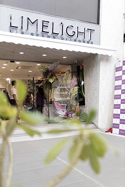 Limelight opens 1st CVD Diamond store in Juhu