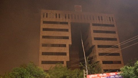 Breaking News: Indian Oil Depot catches fire near Jaipur, affecting the jewellery factories at Sitapura SEZ.