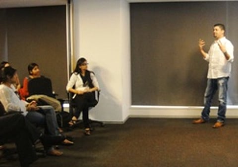 GIA Alumni receive insights into strategic advertising campaigns