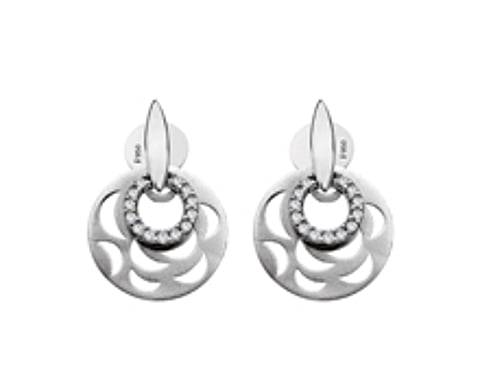 Diti launches platinum jewellery collection on Mother’s Day