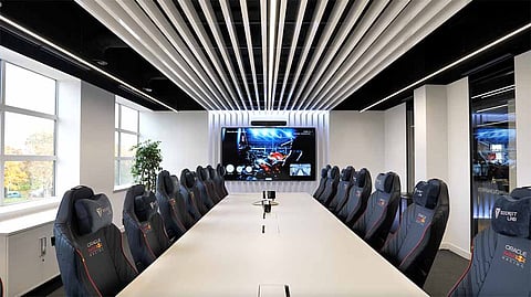 PPDS Installs 13 Philips Interactive Displays at Oracle Red Bull Racing's Renovated MK-7 Offices