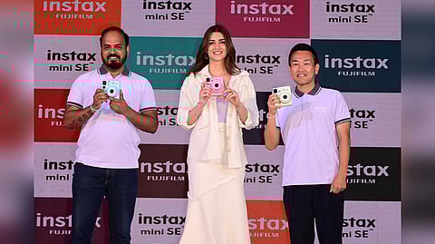 FUJIFILM India Launches instax mini SE with Bollywood Star Kriti Sanon