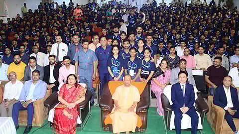 CM Yogi Adityanath Felicitates 350 Students at Samsung Innovation Campus Certification Ceremony
