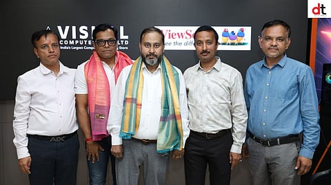 L-R: Mr. Vishal Hisariya, Director, Vishal Peripherals, Mr. Arindam Saha, Sr. Marketing Manager, ViewSonic India, Mr. Sanjoy Bhattacharya, Director of Sales & Marketing, IT Business, ViewSonic India, Mr. Vikash Hisariya, Managing Director, Vishal Peripherals, and Mr. Bhaskaran Srinivasan, Business Associate, Vishal Peripherals