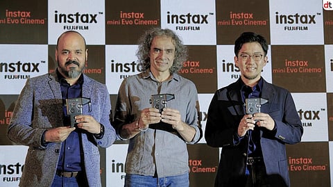 FUJIFILM Introduces instax mini Evo Cinema with “Eras Dial” Effects