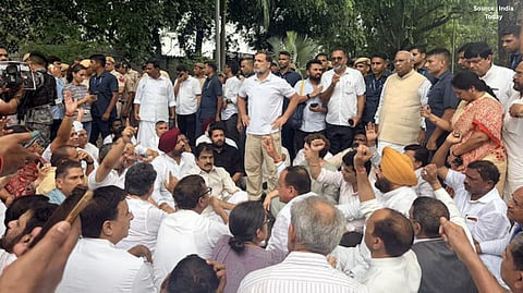 Rahul Gandhi Leads Congress Protest Near PM's Residence, Demands Resignations Over CJP Crackdown