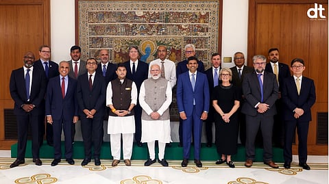PM Modi Flags Cyber Fraud and Deepfakes as GSMA Leaders Back Deeper India Tech Ties