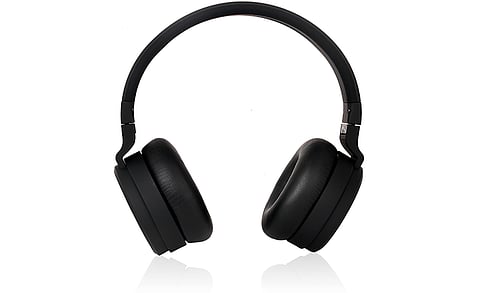 F&D Introduces The Powerful ‘Bluetooth Headphone HW111’ with Unmatched Sound Quality