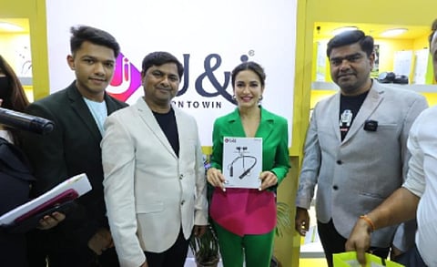 U&I Showcased its Latest Products with Kriti Kharbanda at Mobile India Expo 2022