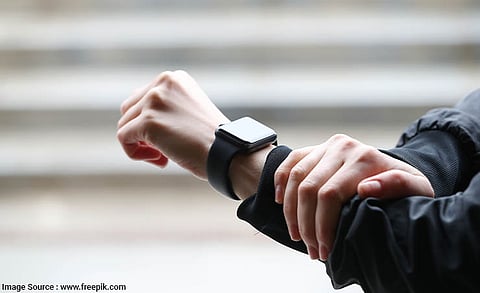 Here Are The Best 5 Smartwatches Under Rs. 2,500