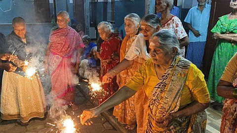 முதியோர் இல்லம்