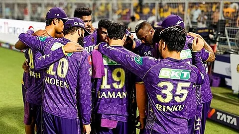 ஐபிஎல் தொடரின் மீதமுள்ள போட்டிகளை தவறவிடும் கேகேஆர் அணியின் ஆல்ரவுண்டர்கள்!