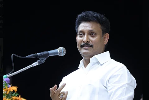 anbil mahesh