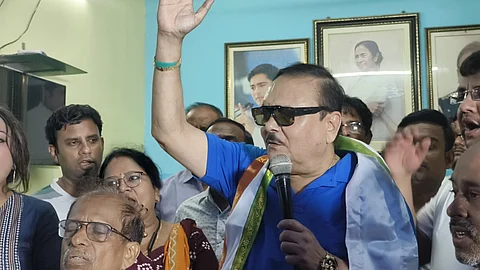 எம்எல்ஏ மதன் மித்ரா