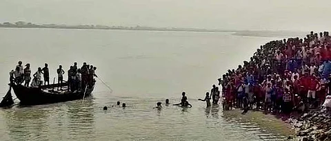 Bihar boat capsize: 1 dead, 10 missing