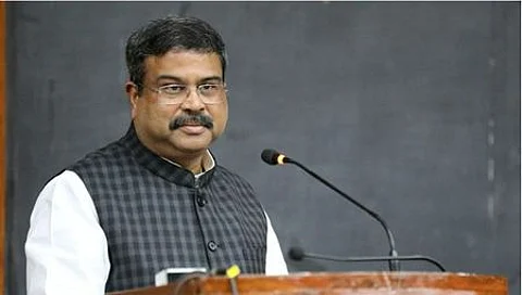 தா்மேந்திர பிரதான்