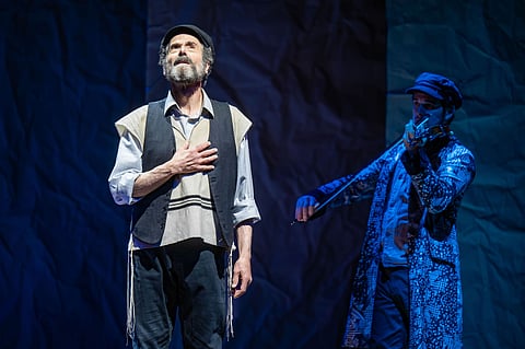 Fiddler on the Roof in Yiddish