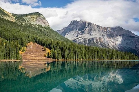 Emerald Lake, Anastasiya Dalenka-Cyuh, unsplash