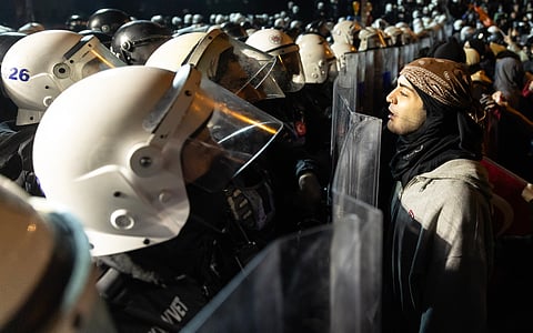 Mais de 40 pessoas detidas por insultarem presidente da Turquia em protesto contra detenção de opositor
