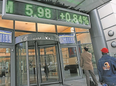 Bolsas europeias em alta pendentes das atas da Fed e da inflação do Reino Unido