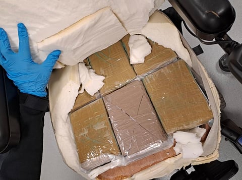 Português detido no Reino Unido com 11kg de cocaína escondidos em cadeira de rodas