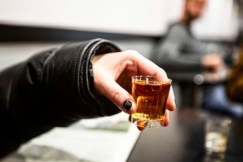 Álcool, tabaco e sedativos mais usados por raparigas e drogas ilícitas por rapazes