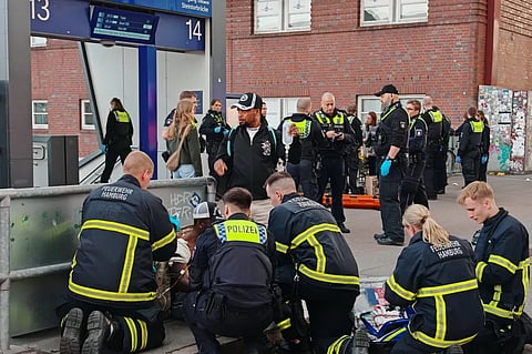 Ataque com faca em Hamburgo faz pelo menos 12 feridos