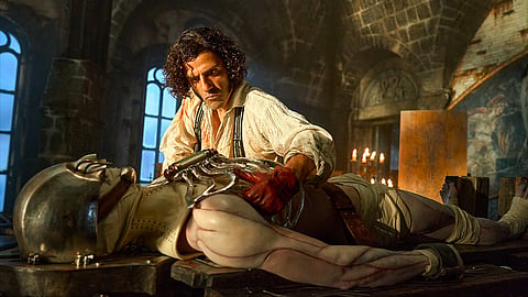 Oscar Isaac em 'Frankenstein': muitos meios, poucas ideias.